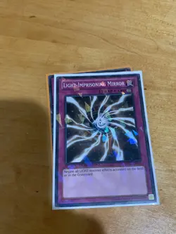 Yugioh Light Imprisoning Mirror Dt07-en097 - Image 1