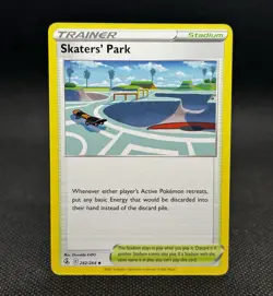 Pokemon TCG SWSH08: Fusion Strike Skaters' Park 242/264 - Image 1
