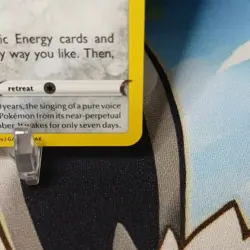 Pokemon Jirachi 119/185 Swsh04: Vivid Voltage Amazing Rare Holo 70 HP Psychic - Image 4