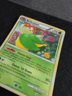 Bellossom 1/90 HGSS Undaunted Holo Rare Pokemon - Image 4