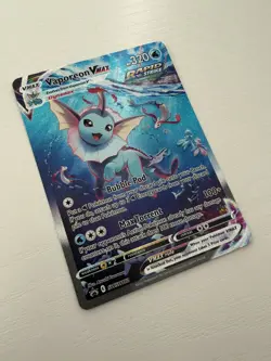 Pokemon - Vaporeon Vmax Alternate Art SWSH182 EXCELLENT CONDITIONING - Image 3