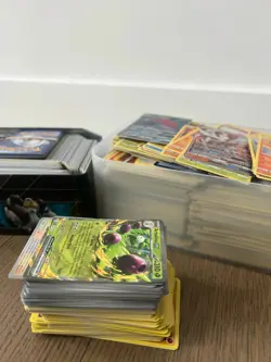 Pokemon bulk lot 500+ cards Sun & Moon - Scarlet and Violet GXs, EXs, Full Arts - Image 3