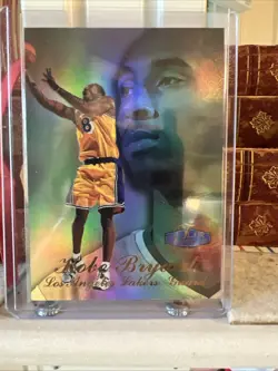 1997-98 Fleer Flair Showcase Kobe Bryant #18 Row 3 Los Angeles Lakers - Image 1