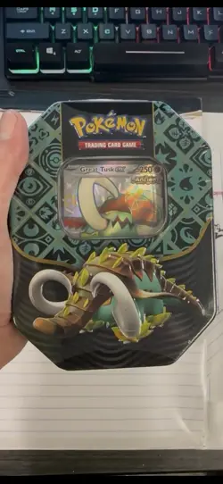 Pokemon TCG Scarlet & Violet Paldean Fates Great Tusk ex Tin 4 Packs Promo - Image 1