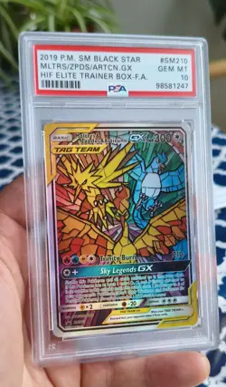 Pokemon TCG Hidden Fates Moltres, Zapdos, Articuno GX SM210 Promo Rep Lica - Image 1