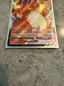 Pokemon TCG Charizard Vmax 020/189 Darkness Ablaze Holo - Image 3