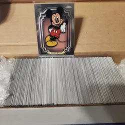 2024 Topps Disney Chrome COMPLETE SET 1-200 Mickey Mouse Donald Duck Goofy ++++ - Image 1