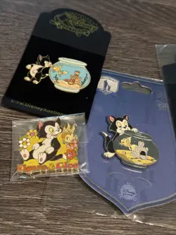 Disney Pin Collection Pinocchio Figaro Lot - Image 2