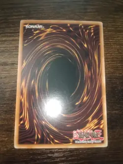 Konami Yu-Gi-Oh! Stardust Dragon CT05-EN001 2008 Tin Secret Rare Foil LE - Image 2