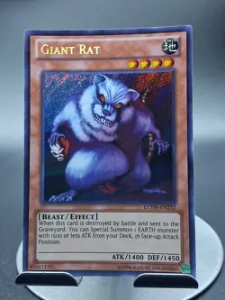 Giant Rat Unlimited Secret Rare Legendary Collection 3: Yugi's World LCYW-EN232 - Image 1