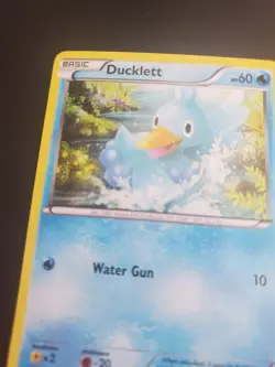 Pokemon TCG Ducklett BW Black Star Promos BW17 Holo Promo - Image 2