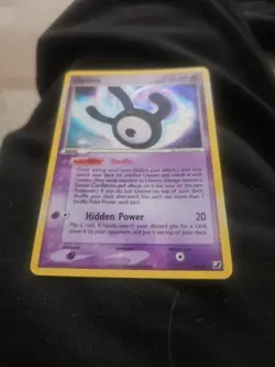 Pokemon Card - Unown (W) Unseen Forces W/28 Holo SWIRL Rare - Image 2