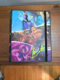Disney Lorcana Collector Set First Chapter Collector Binder - Image 1