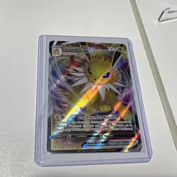 Pokemon TCG Jolteon VMAX Evolving Skies 051/203 Holo Ultra Rare - Image 3