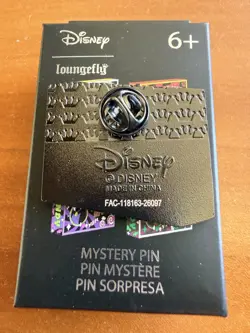 Loungefly Disney Villains Candy Box Pin The Evil Queen Snow White Candy Apple - Image 2