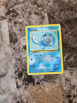Poliwag 059/102 Base Set Regular Pokemon Trading Card - Image 3