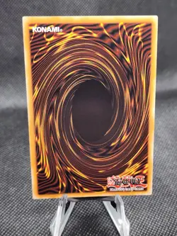 Yugioh! Lyna The Light Charmer, Lustrous - RA04-EN081 - Quarter Century Rare - Image 2