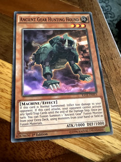 Ancient Gear Hunting Hound RATE-EN013 1st Edition Common LP + BONUS - Image 1