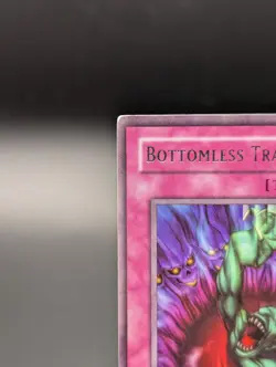 Bottomless Trap Hole LOD-092 Legacy of Darkness Yu-Gi-Oh! MP Rare 1st Edition - Image 5