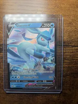 Pokemon TCG Glaceon v Crown Zenith Holo Ultra Rare Card 038/159 - Image 1