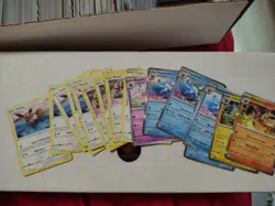 Pokemon TCG Eeveeloution 20 Card Lot Holo & Common - Image 1