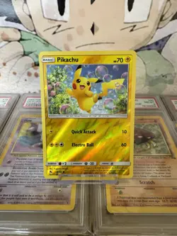 Pikachu 19/68 Reverse Holo Hidden Fates 2019 - Pokemon Card TCG (NM) - Image 1