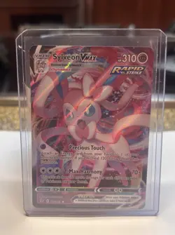 Pokemon TCG Sylveon VMAX Full Art Holo Rare Card 075/203 Evolving Skies - Image 1