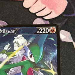 Pokemon Lost Origin Gallade V Trainer Gallery Ultra Rare Card TG19/TG30 NM - Image 4