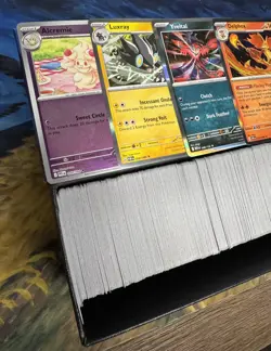Pokemon TCG Bulk Lot ~ 550 Mixed Cards Common, Uncommon, Holo - CRI/PFL/MEG/POR - Image 2