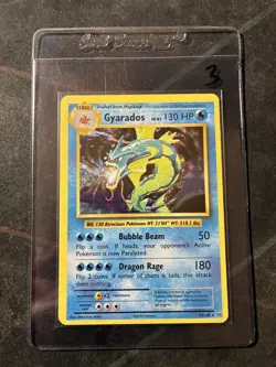 Pokemon TCG Gyarados Holo Rare Evolution - Image 5
