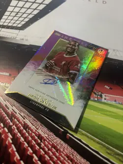 2023-24 Topps Inception UCC Virgil Van Dijk Purple Auto /25 - Image 3