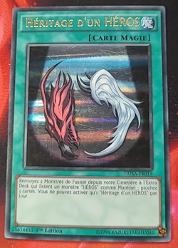 Yugioh Heritage d'un Heros 1st Ed. DUSA-FR019 Ultra Rare - Fr - Image 1