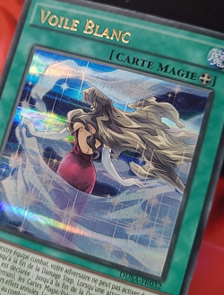 Yugioh Voile Blanc 1st Ed. DUSA-FR032 Ultra Rare - Francais Fr - Image 3