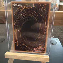 🔥 YUGIOH TCG Baby Dragon LCJW-EN006 SUPER RARE HOLOFOIL NM 1ST EDITION w/Sleeve - Image 2