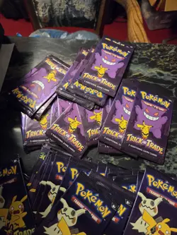 Pokemon Halloween Trick or Trade 42 NEW SEALED Booster Pack - Image 2