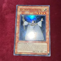 Yu-Gi-Oh Lyla Lightsworn Sorceress Card Unlimited Edition Ultra Rare LODT-EN019 - Image 1