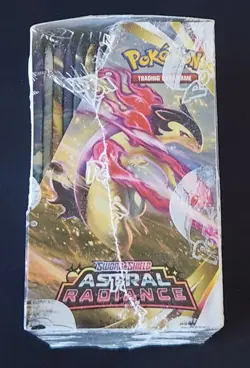 Pokemon TCG: Sword & Shield: Astral Radiance Booster Box *COSMETIC DAMAGE* 820650860232 - Image 4