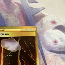 Pokemon TCG Magma Basin 185/172 Gold Secret Rare Near Mint Condition - Image 4