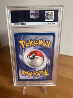 Pokemon TCG Dark Charizard Team Rocket Non Holo 21/82 PSA 7 - Image 2