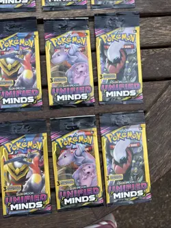 Lot of 32 Pokemon Sun & Moon Unified Minds 3 Card Booster Packs Sealed - Image 5