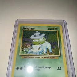 Bulbasaur 001/034 Trading Card Game Classic Holo - Image 2