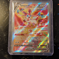 The Pokemon Company Sylveon V Alt Full Art Ultra Rare Holo 184/203 2021 EN - Image 1