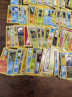 150+ Damaged & HP Pokemon Card Lot Vintage 2010s Mid Era Black White XY Holo - Image 3