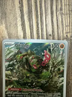 NM-Mint Okidogi - 074/064 - Illustration Rare Pokemon Shrouded Fable - Image 3