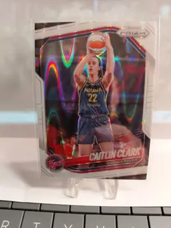 2025 WNBA Prizm Caitlin Clark White Seismic Prizm Indiana Fever - Image 1