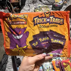 Pokemon TCG Trick or Trade Booster Bundle Box 80 Cards 2022 English Gengar - Image 3