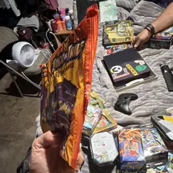 Pokemon TCG Trick or Trade Booster Bundle Box 80 Cards 2022 English Gengar - Image 5