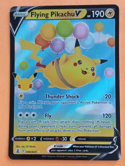 Pokemon Celebrations Flying Pikachu V 006/025 Flying Pikachu VMAX 007/025 - Image 2