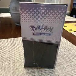 Pokemon Scarlet & Violet Prismatic Evolutions Elite Trainer Box ETB - New/Sealed - Image 4