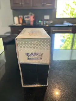 Pokemon Scarlet & Violet Prismatic Evolutions Elite Trainer Box ETB - New/Sealed - Image 1
